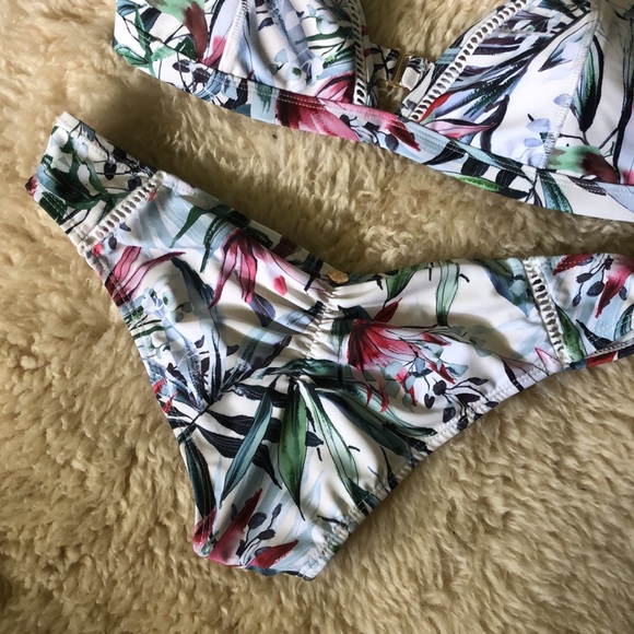 Floral print bikini by quint soul - Picture 2 of 5
